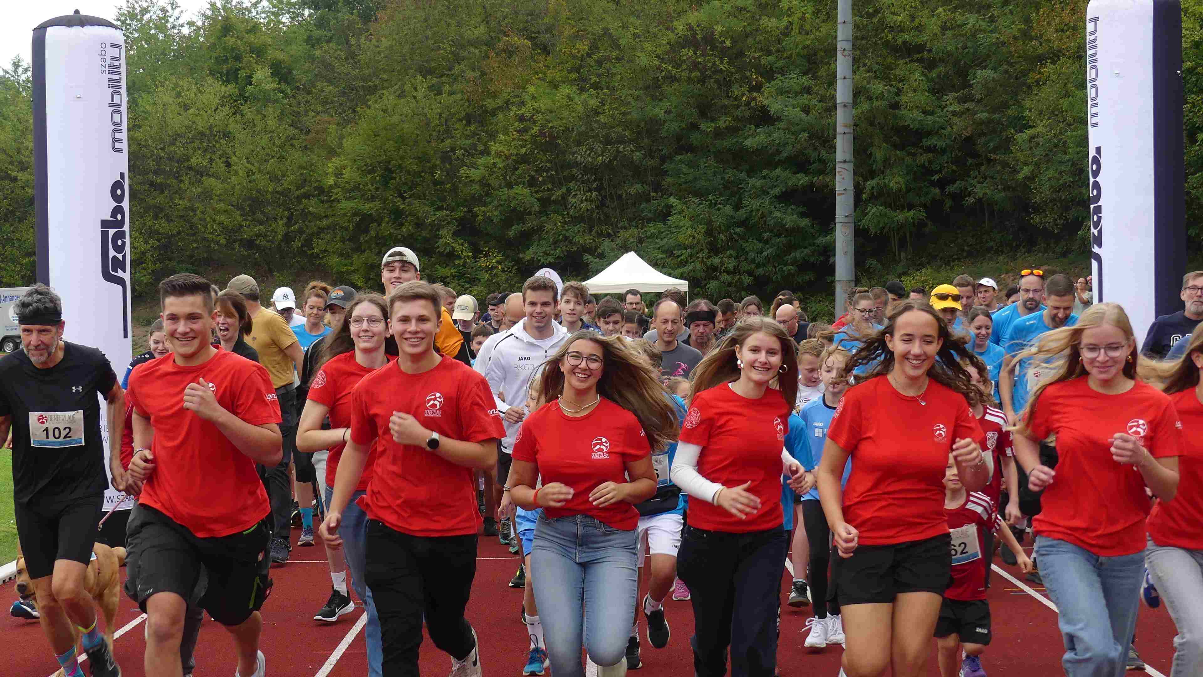 Bild vom 15. Benefizlauf im Jahr 2025. Dies ist das 97. Bild.